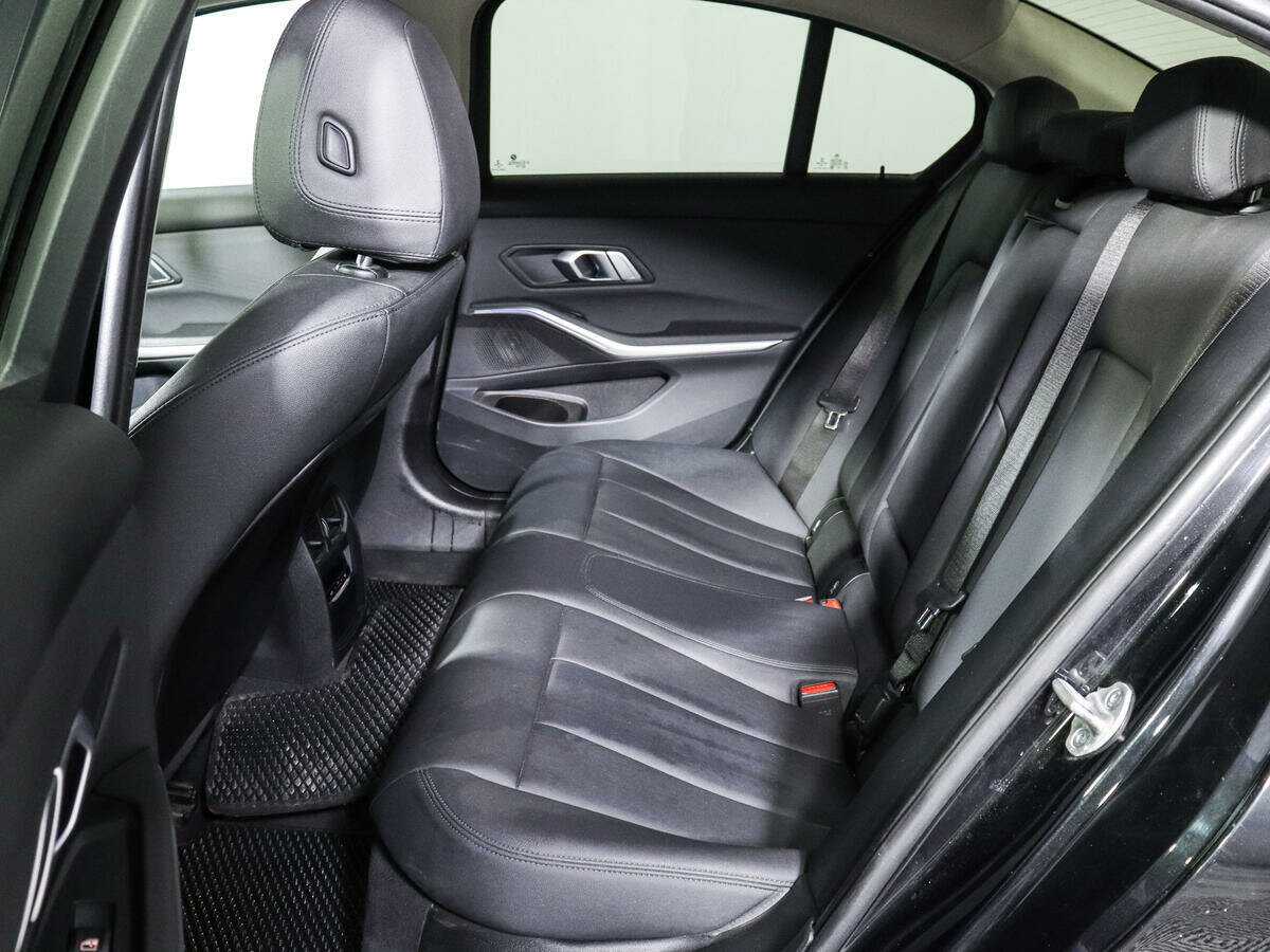 BMW 3 серии 2020 года с пробегом. Фото: #9