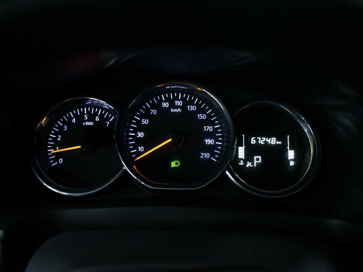 Б/У Рено Логан 2019 года. Фото: #8