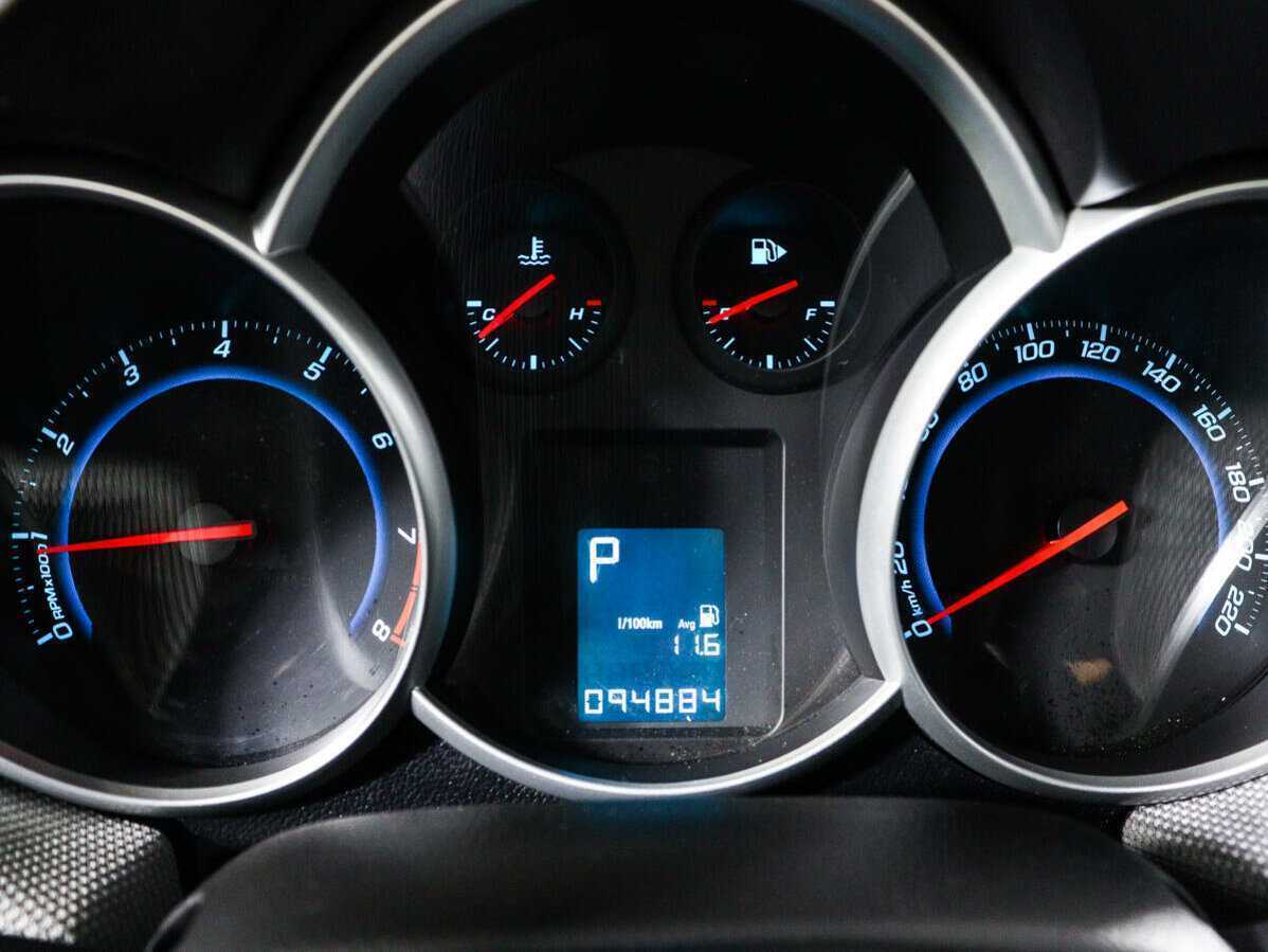 Б/У Шевроле Круз 2012 года. Фото: #10