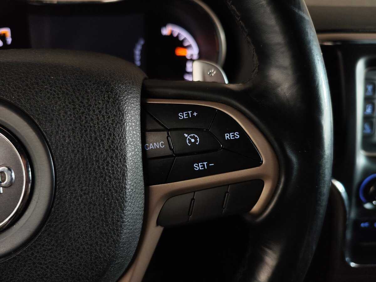 Jeep Grand Cherokee 2013 года с пробегом. Фото: #12