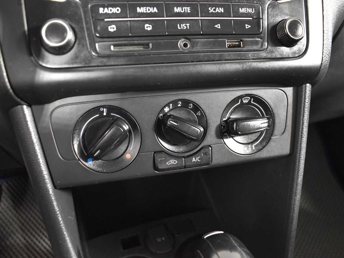 Б/У Фольксваген Поло 2019 года. Фото: #10