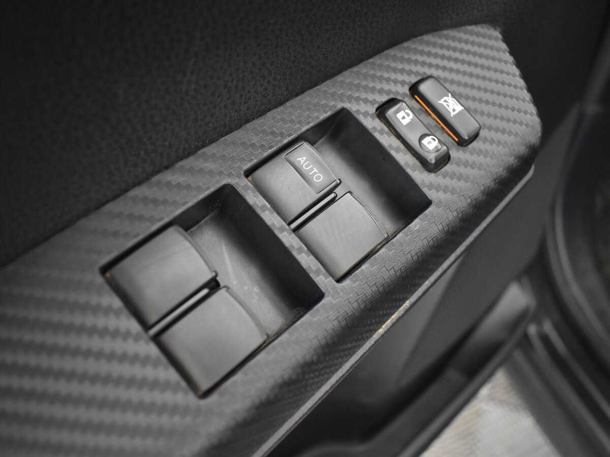 Б/У Тойота Рав4 2014 года. Фото: #6