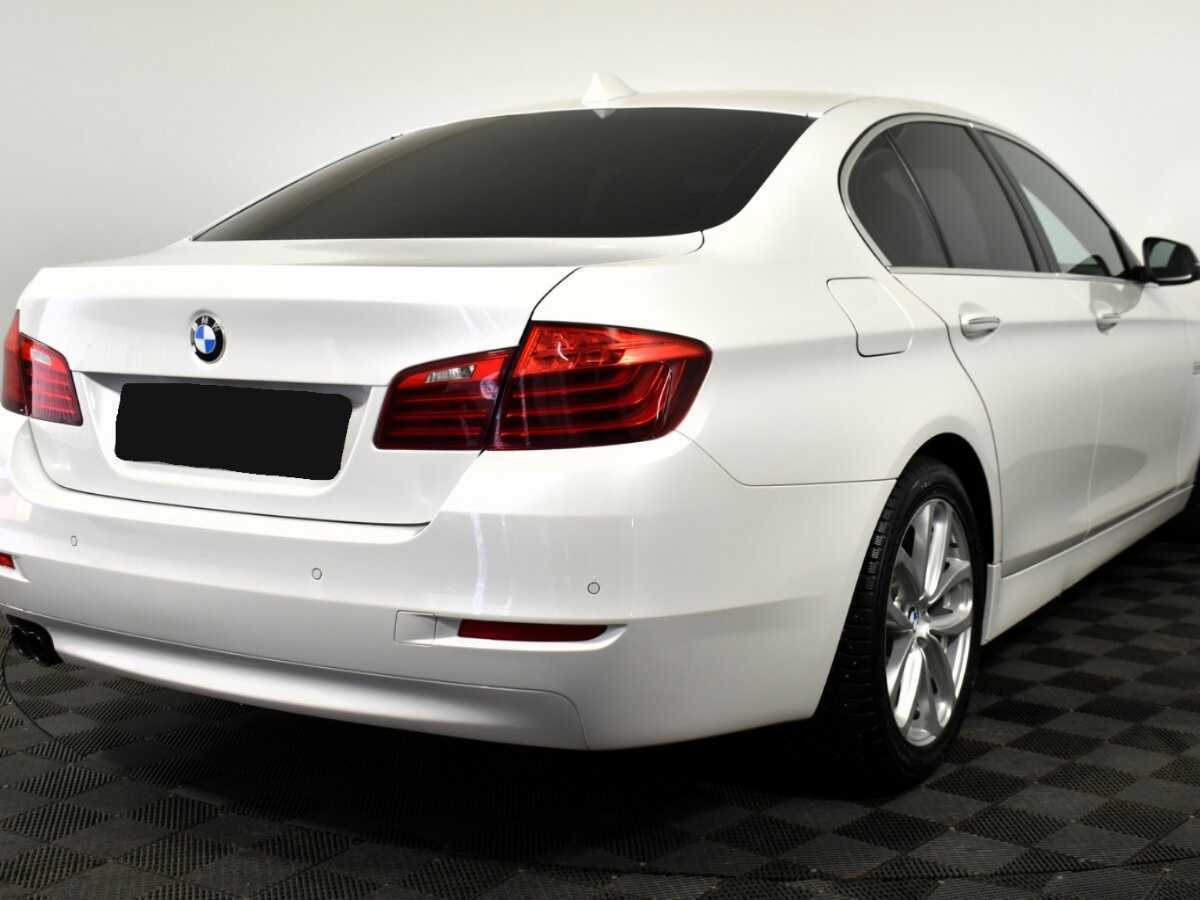 BMW 5 серии 2016 года с пробегом. Фото: #3