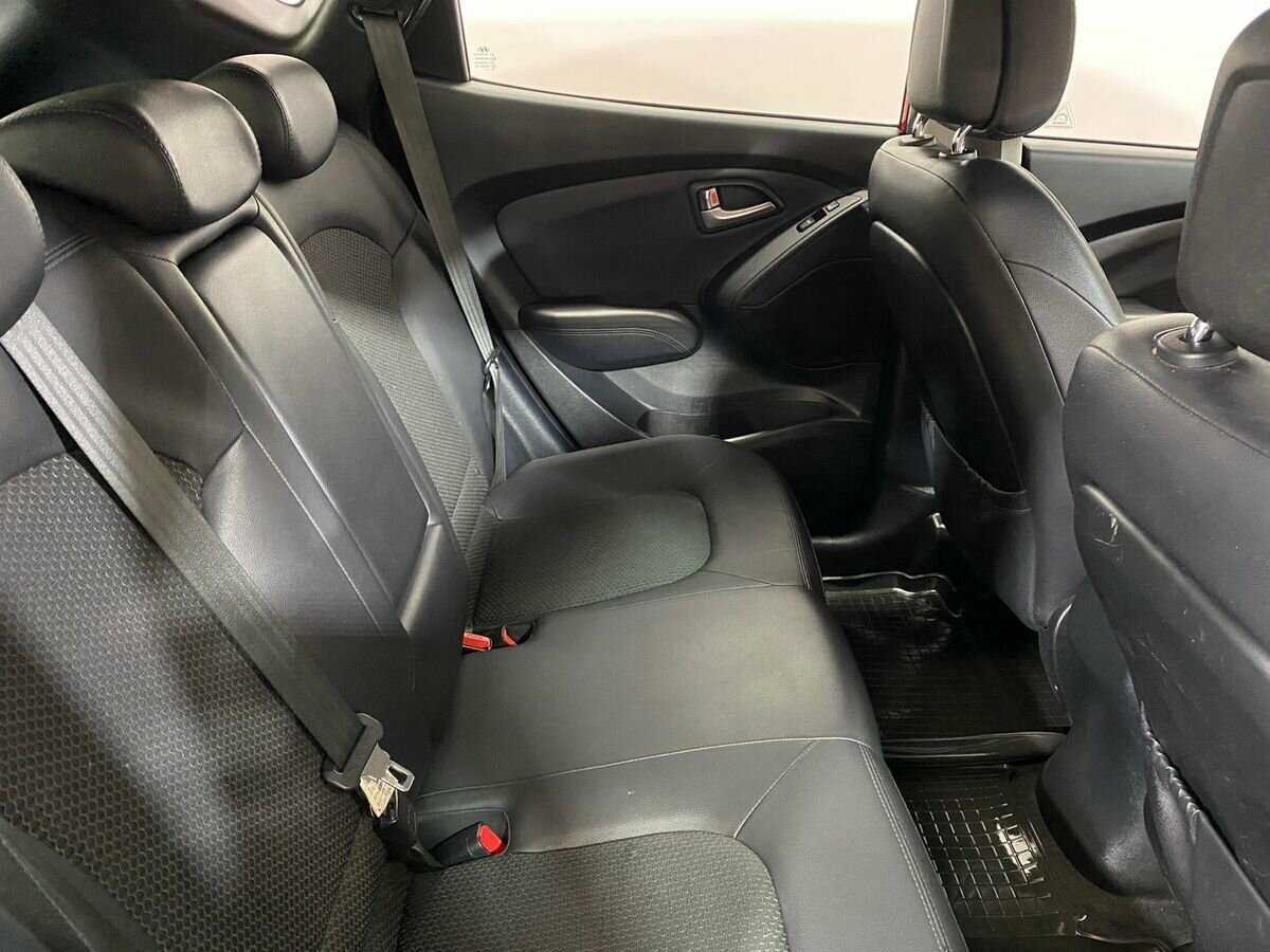 Б/У Хендай ай-икс35 2012 года. Фото: #10