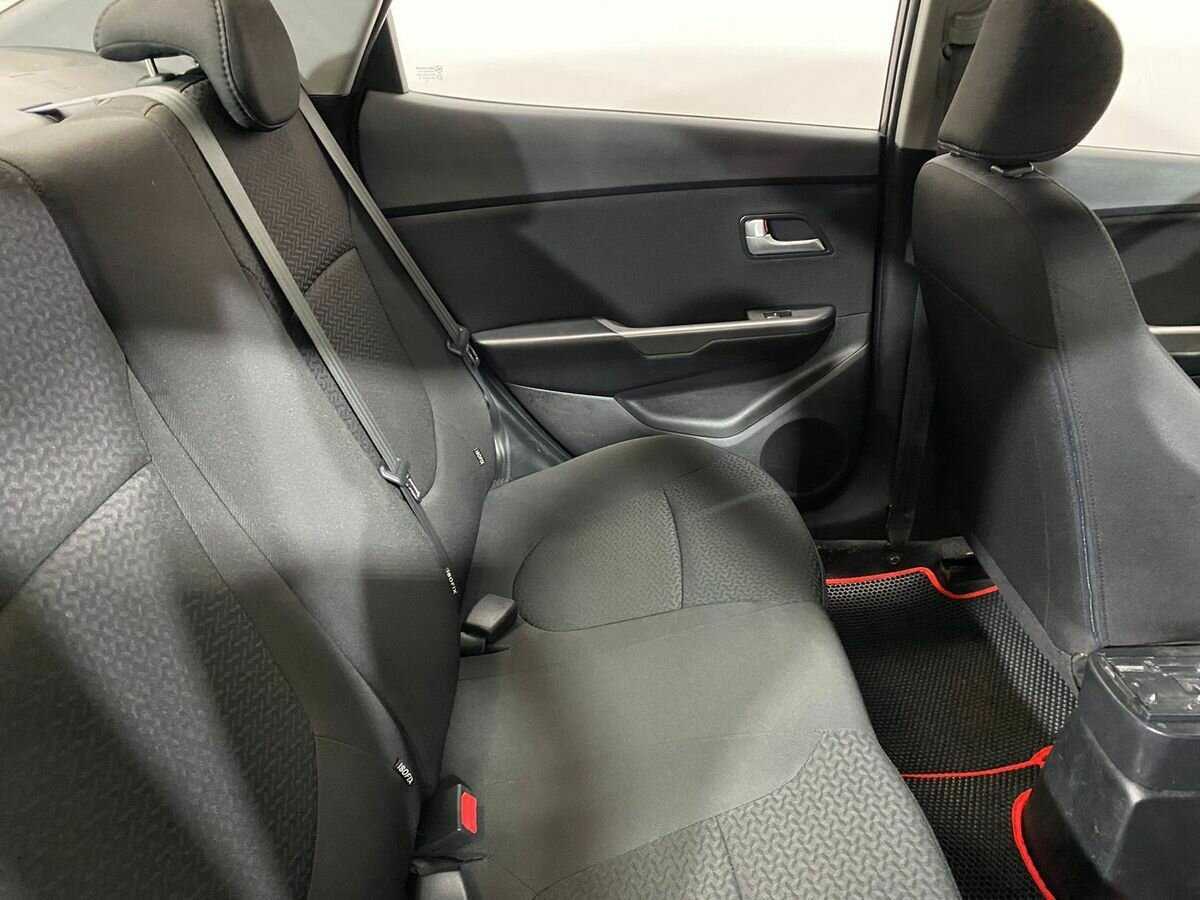 Б/У Киа Рио 2014 года. Фото: #10