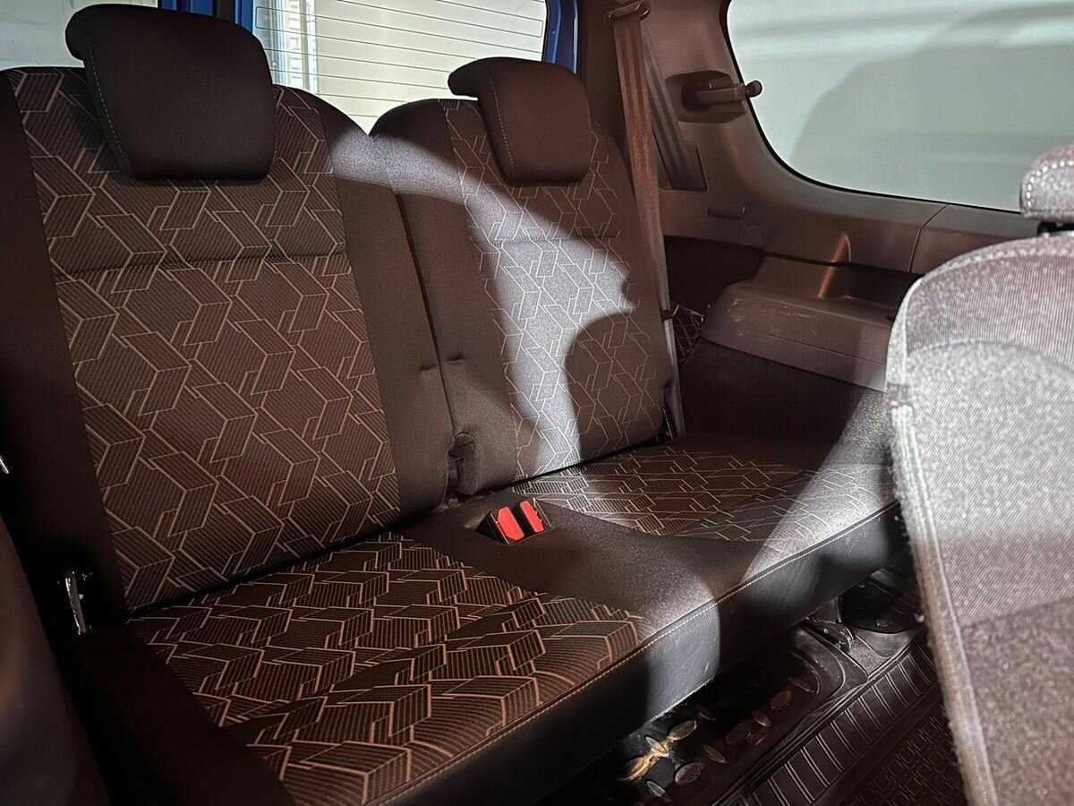 Б/У Лада (ВАЗ) Ларгус 2020 года. Фото: #11