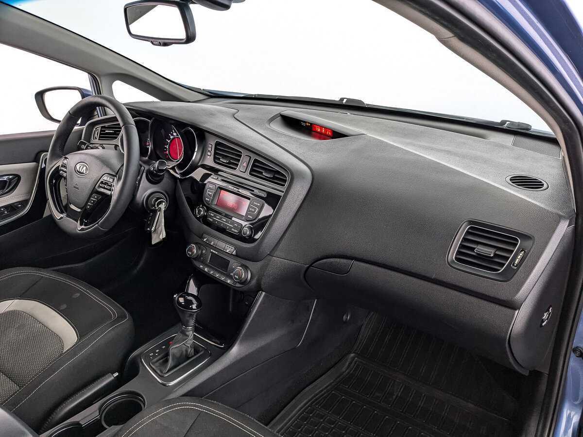 Б/У Киа Сид 2013 года. Фото: #8