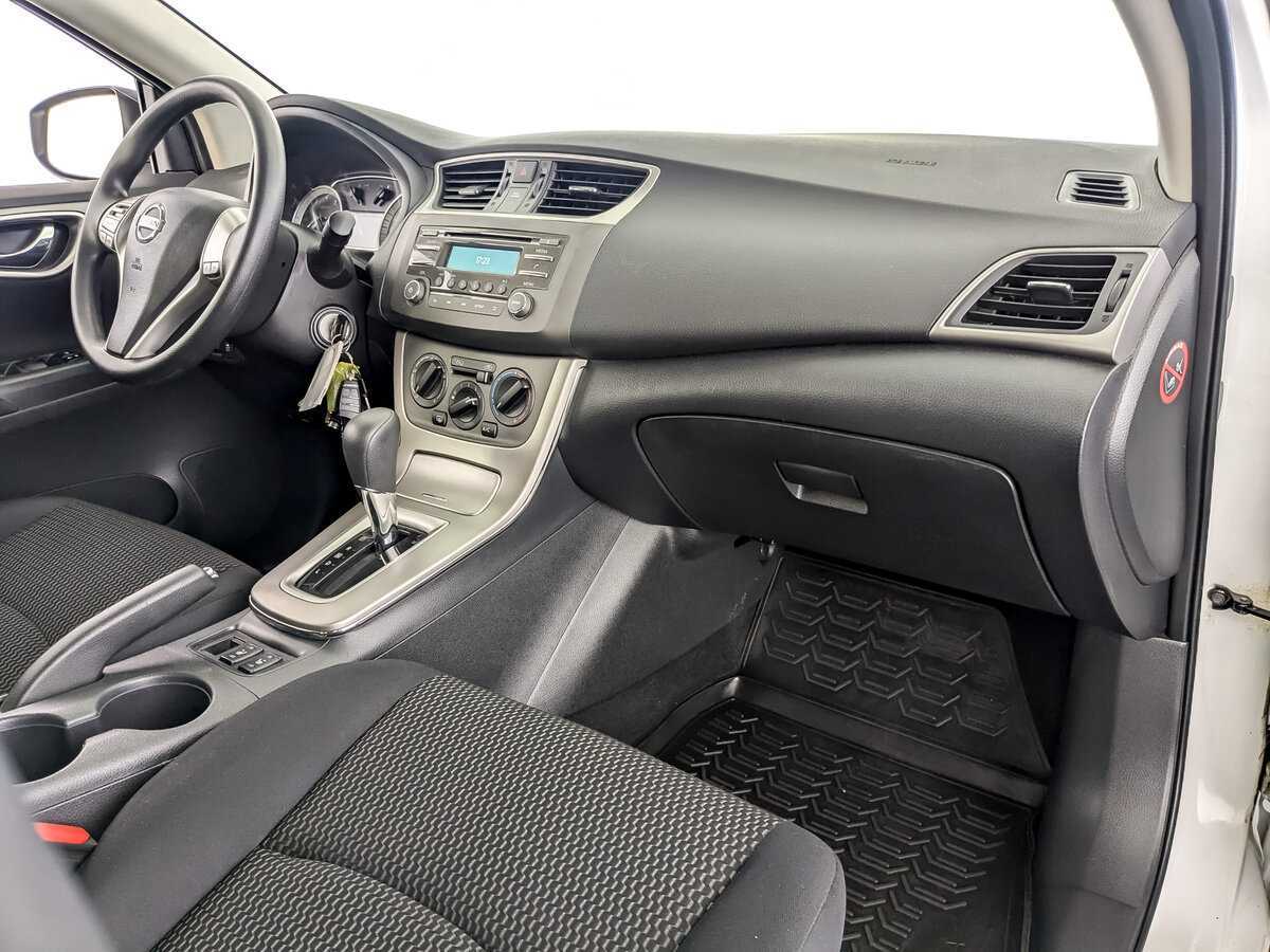 Б/У Ниссан Сентра 2015 года. Фото: #8