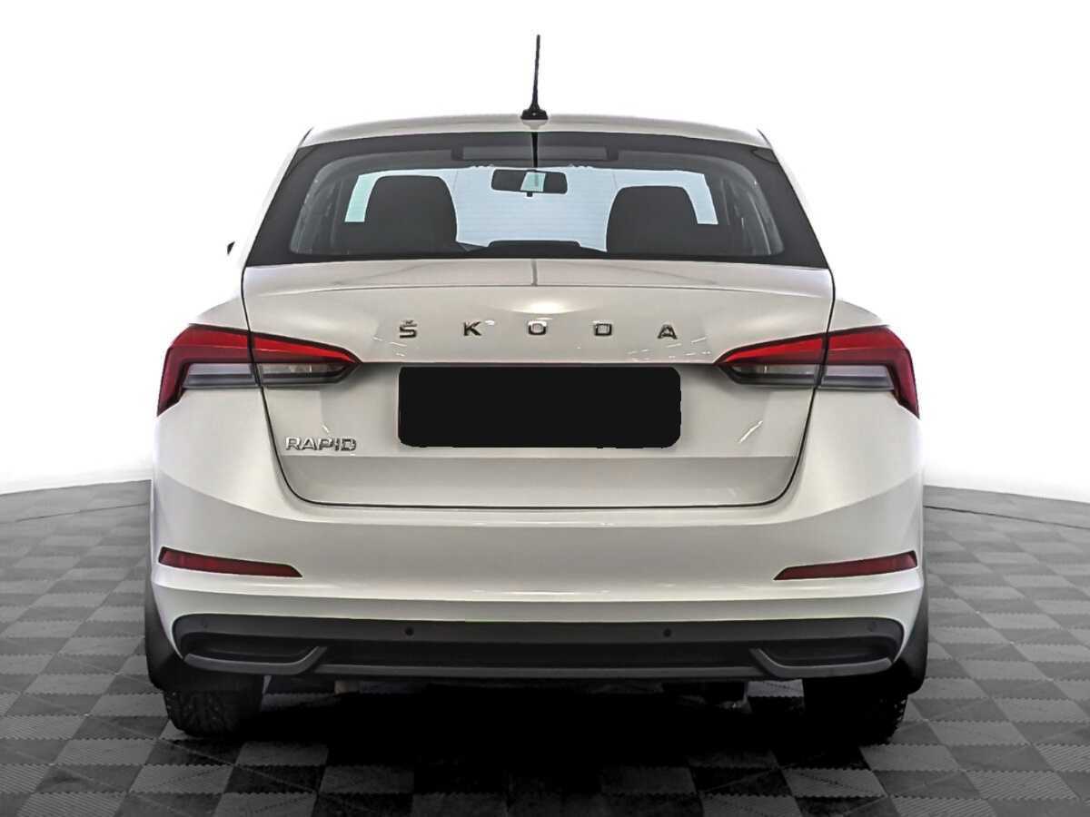 Б/У Шкода Рапид 2021 года. Фото: #5