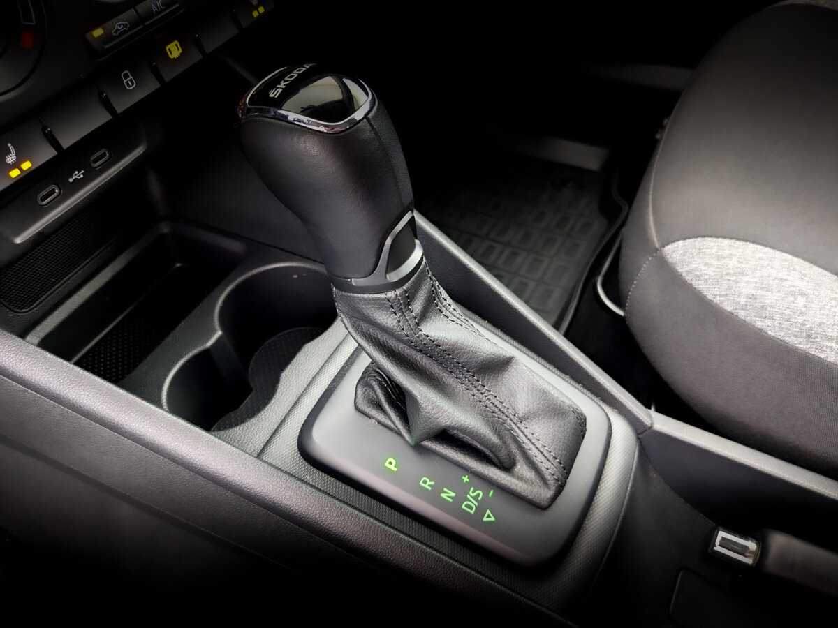 Б/У Шкода Рапид 2021 года. Фото: #21