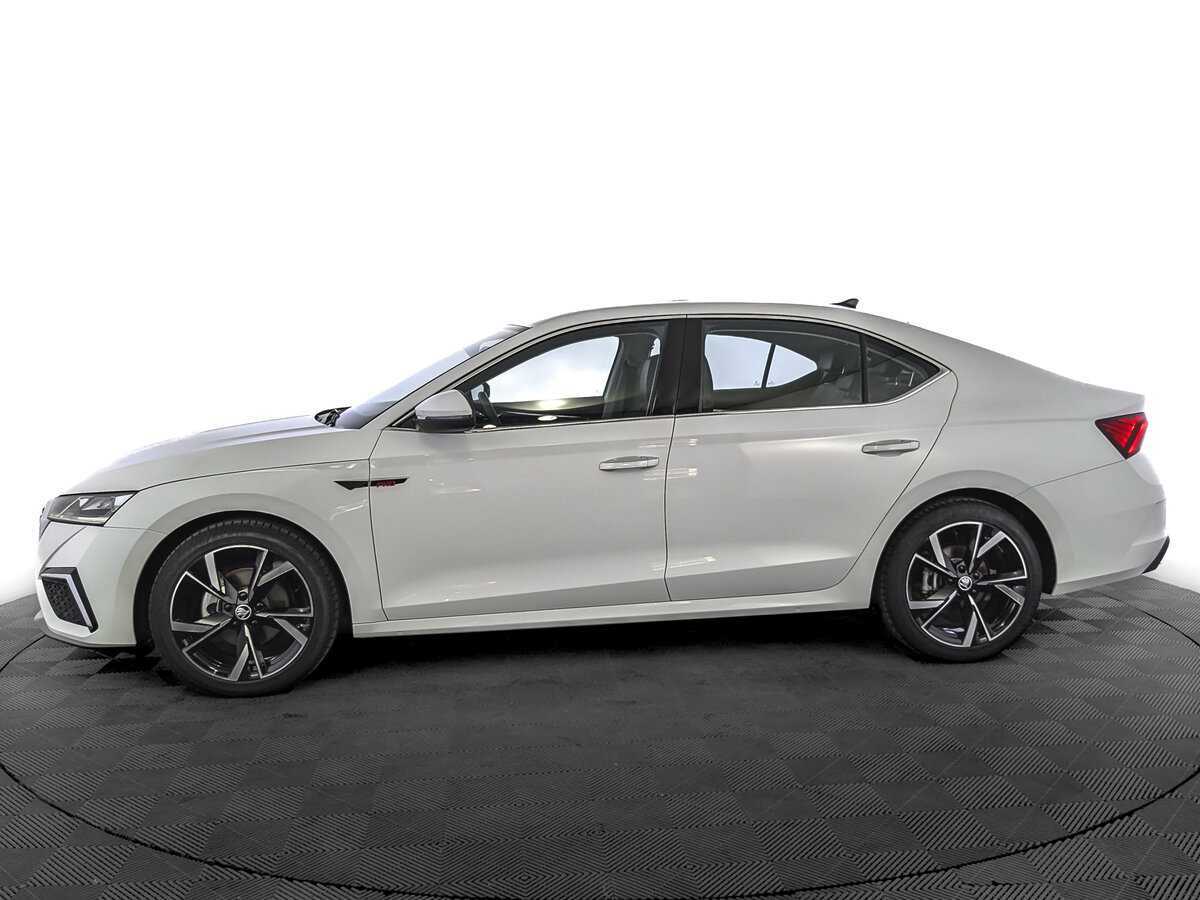Skoda Octavia 2023 года с пробегом. Фото: #7