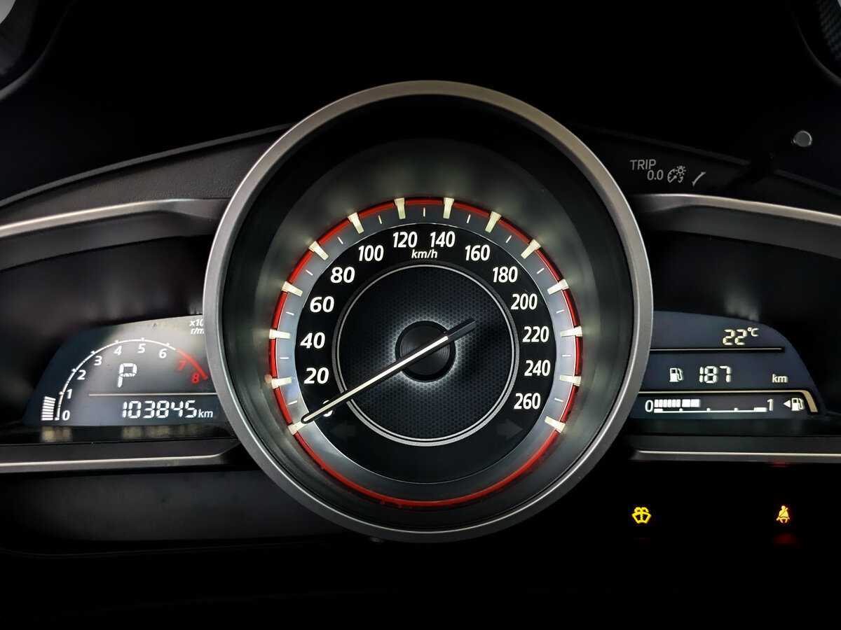 Б/У Мазда 3 2015 года. Фото: #10