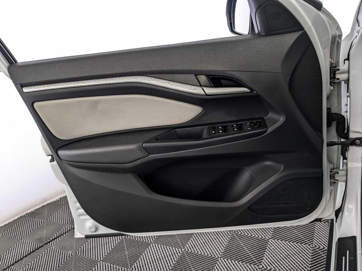 Б/У Лада (ВАЗ) Веста 2021 года. Фото: #14