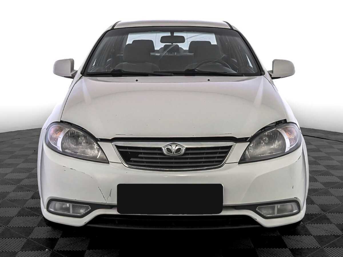 Б/У Дэу Гентра 2014 года. Фото: #1