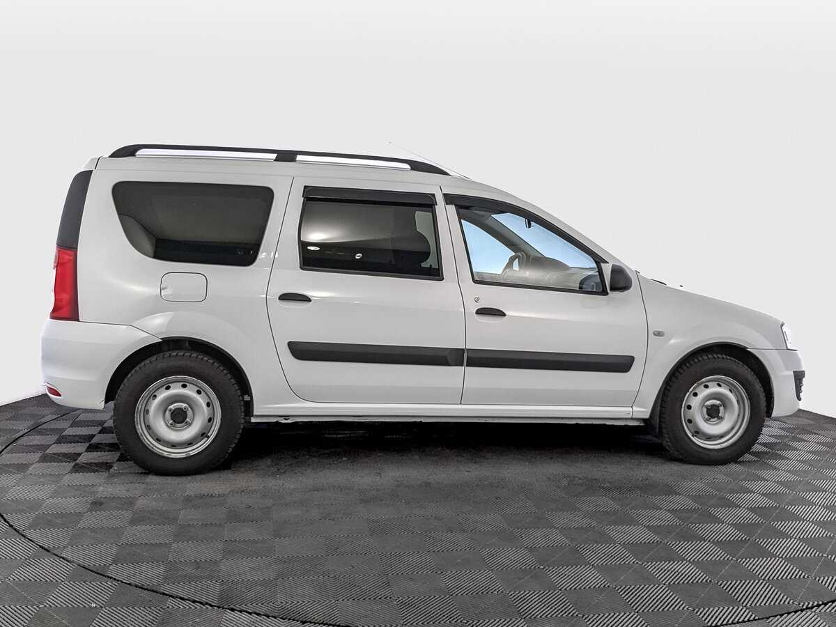 Б/У Лада (ВАЗ) Ларгус 2020 года. Фото: #3