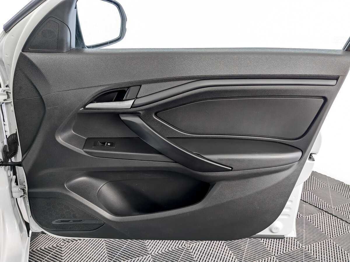 Б/У Лада (ВАЗ) Веста 2019 года. Фото: #19