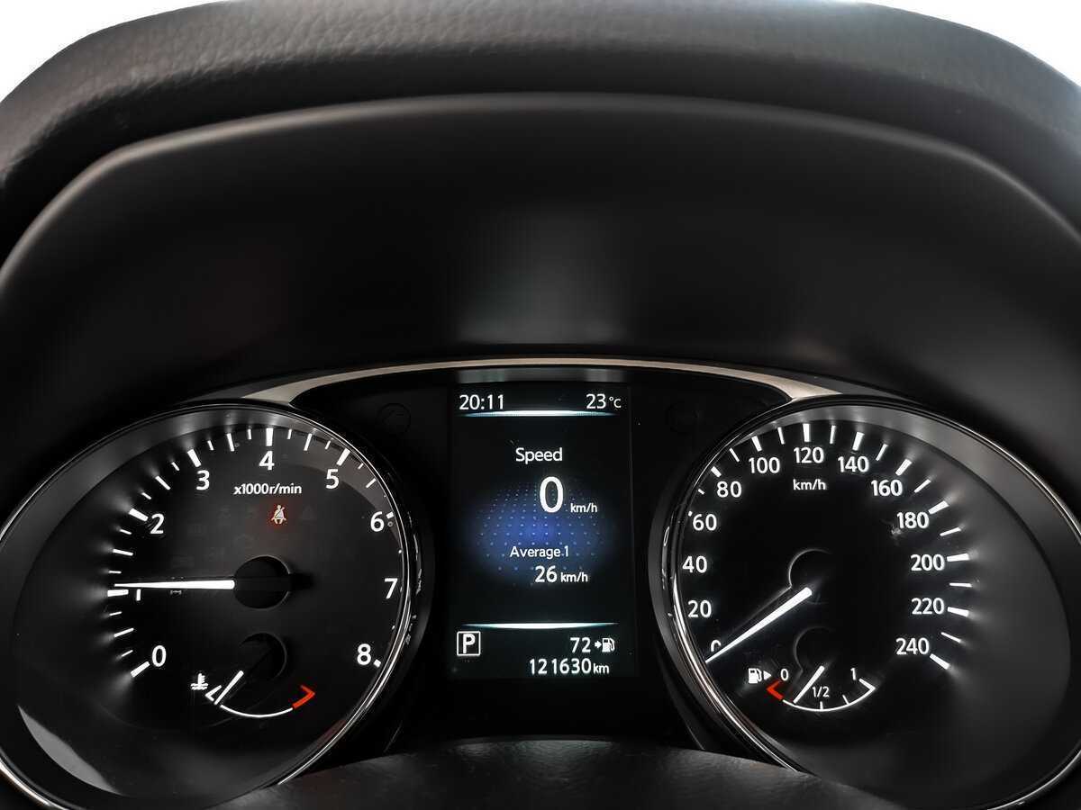 Б/У Ниссан Икс-Трейл 2015 года. Фото: #10