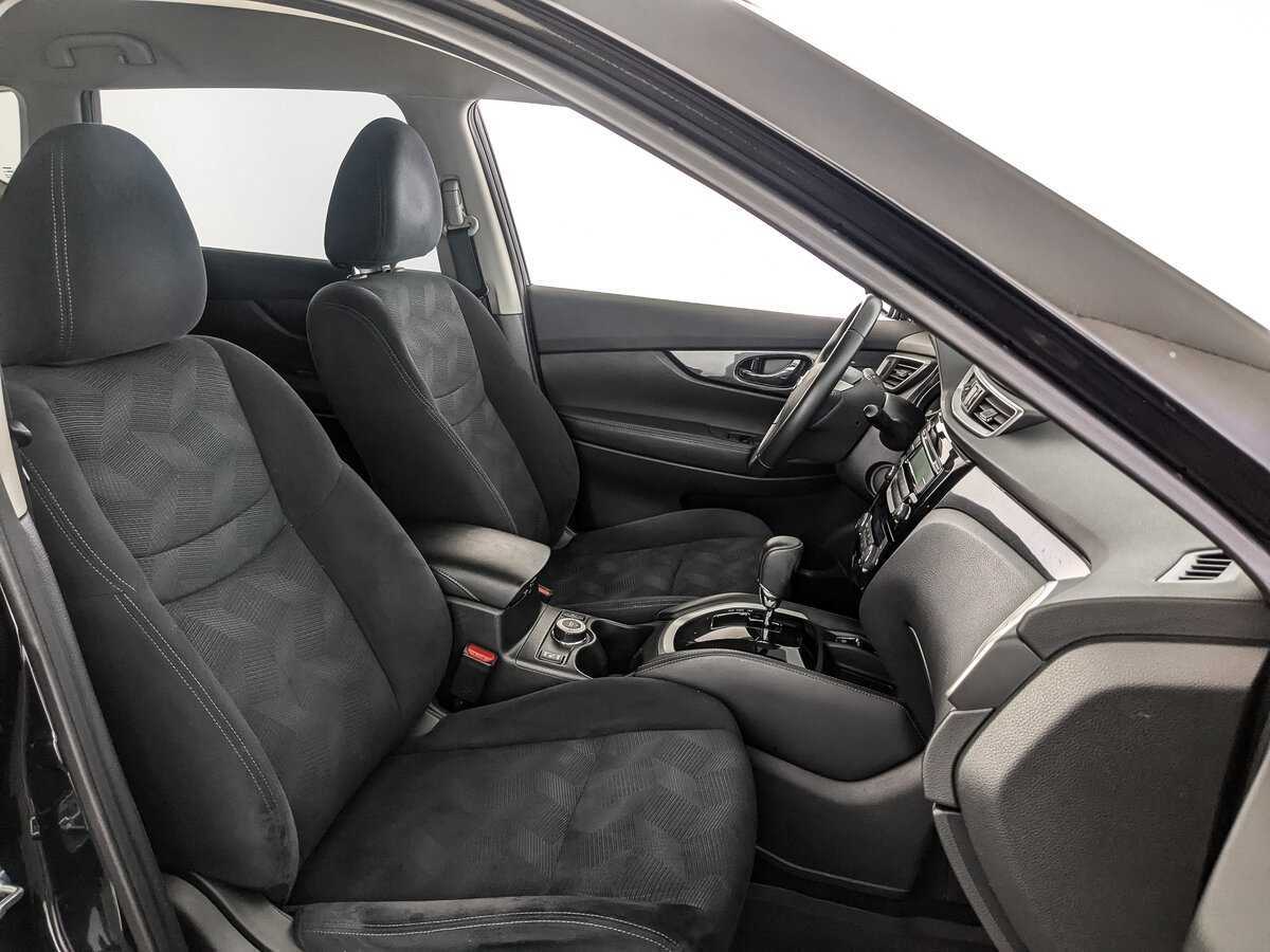 Б/У Ниссан Икс-Трейл 2015 года. Фото: #14