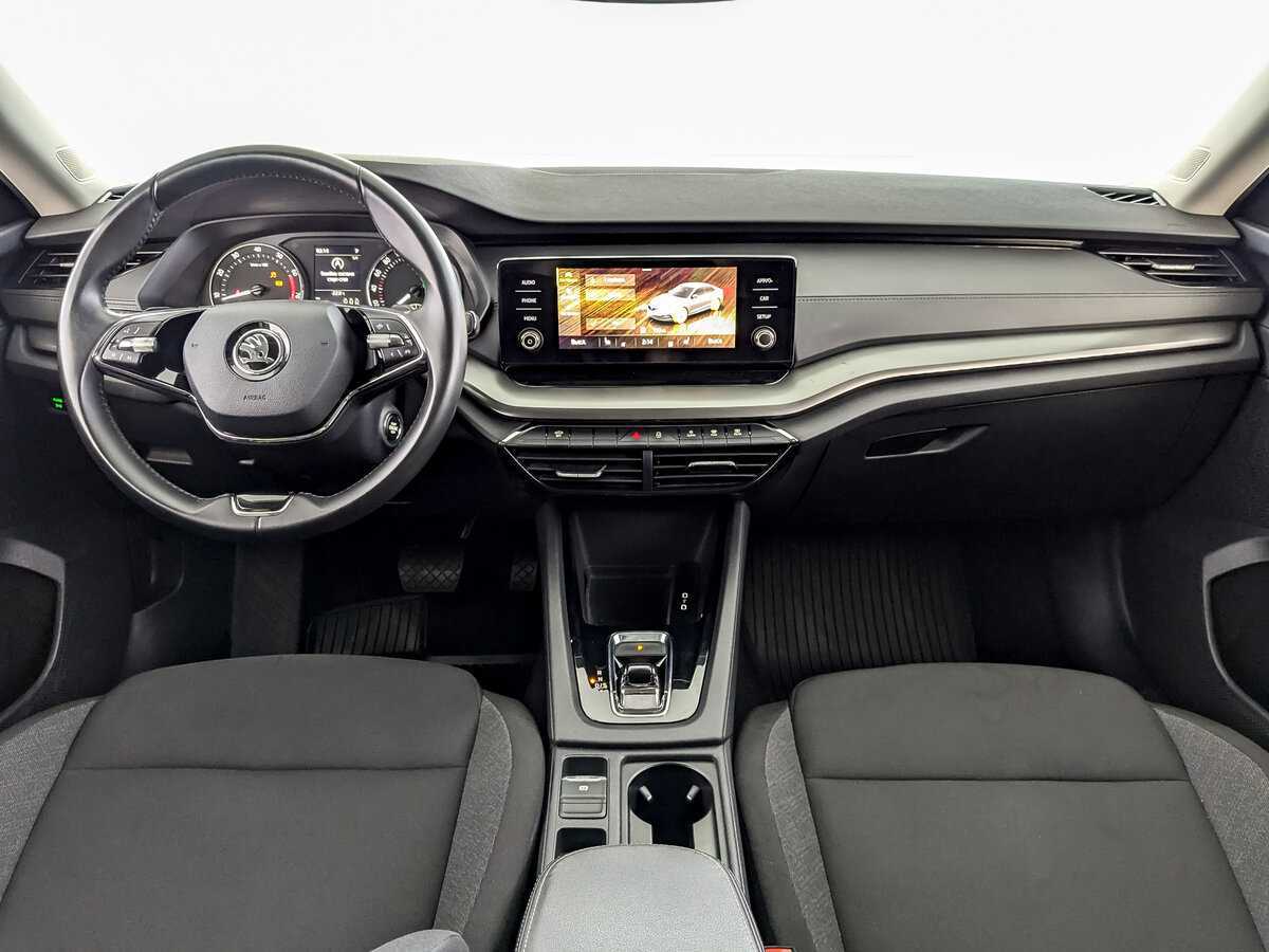 Skoda Octavia 2021 года с пробегом. Фото: #11