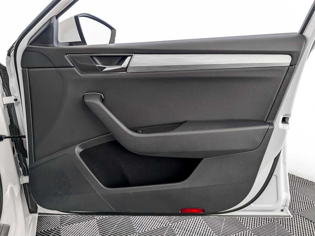 Skoda Superb 2021 года с пробегом. Фото: #18