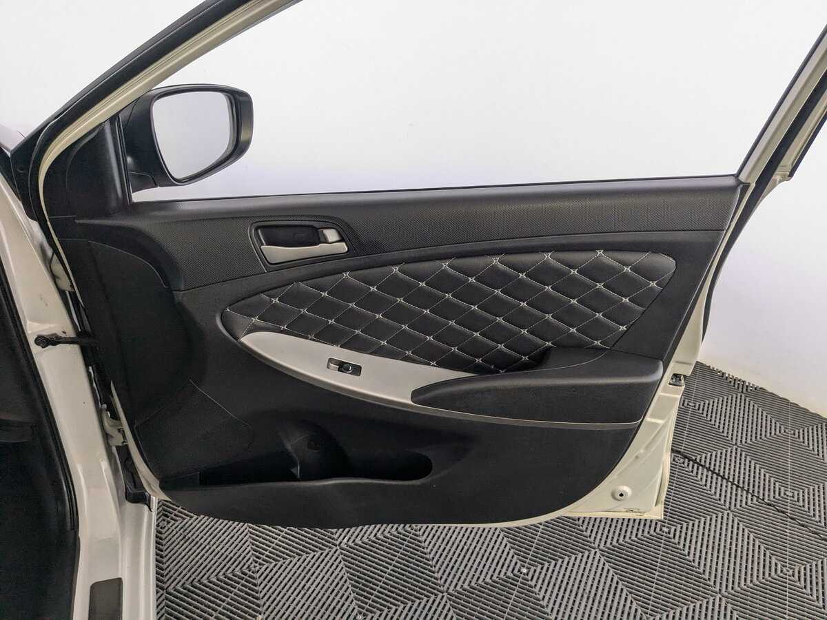 Б/У Хендай Солярис 2015 года. Фото: #19