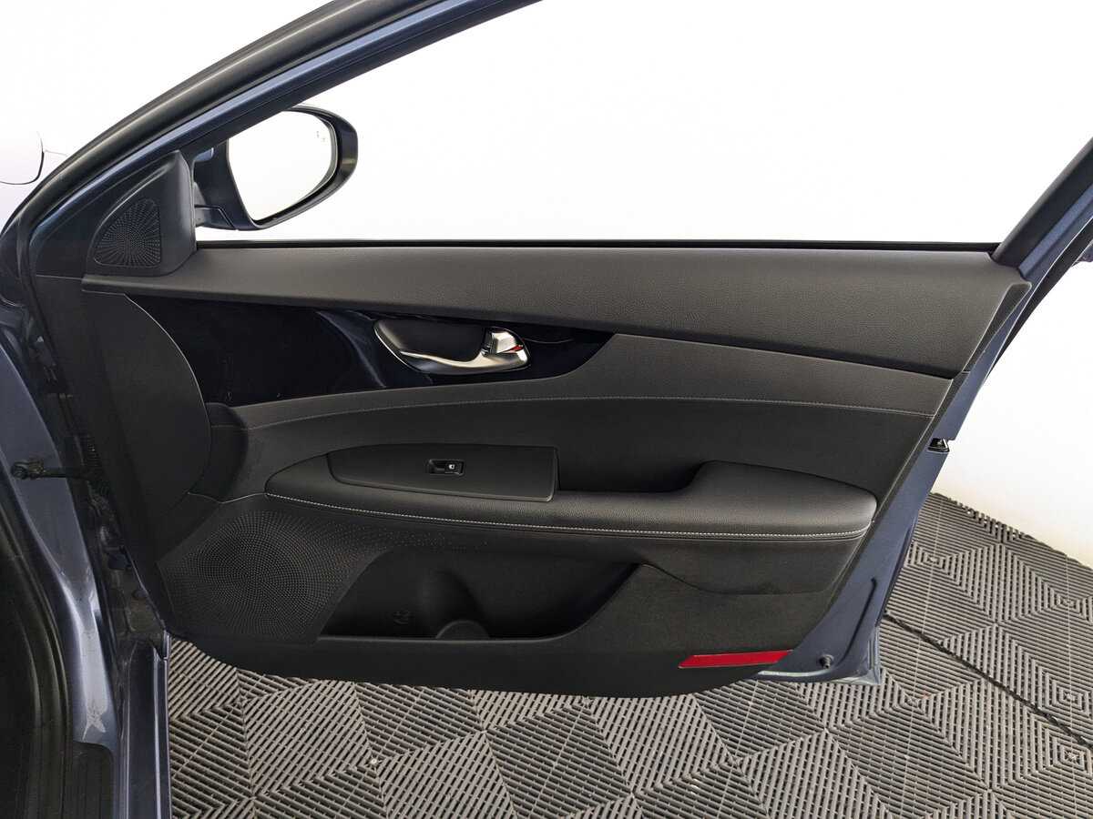 Kia Cerato 2021 года с пробегом. Фото: #20
