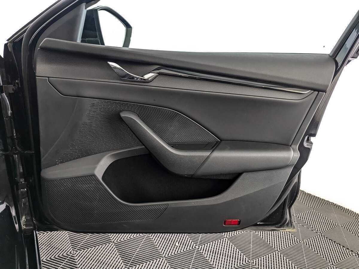 Skoda Octavia 2021 года с пробегом. Фото: #20