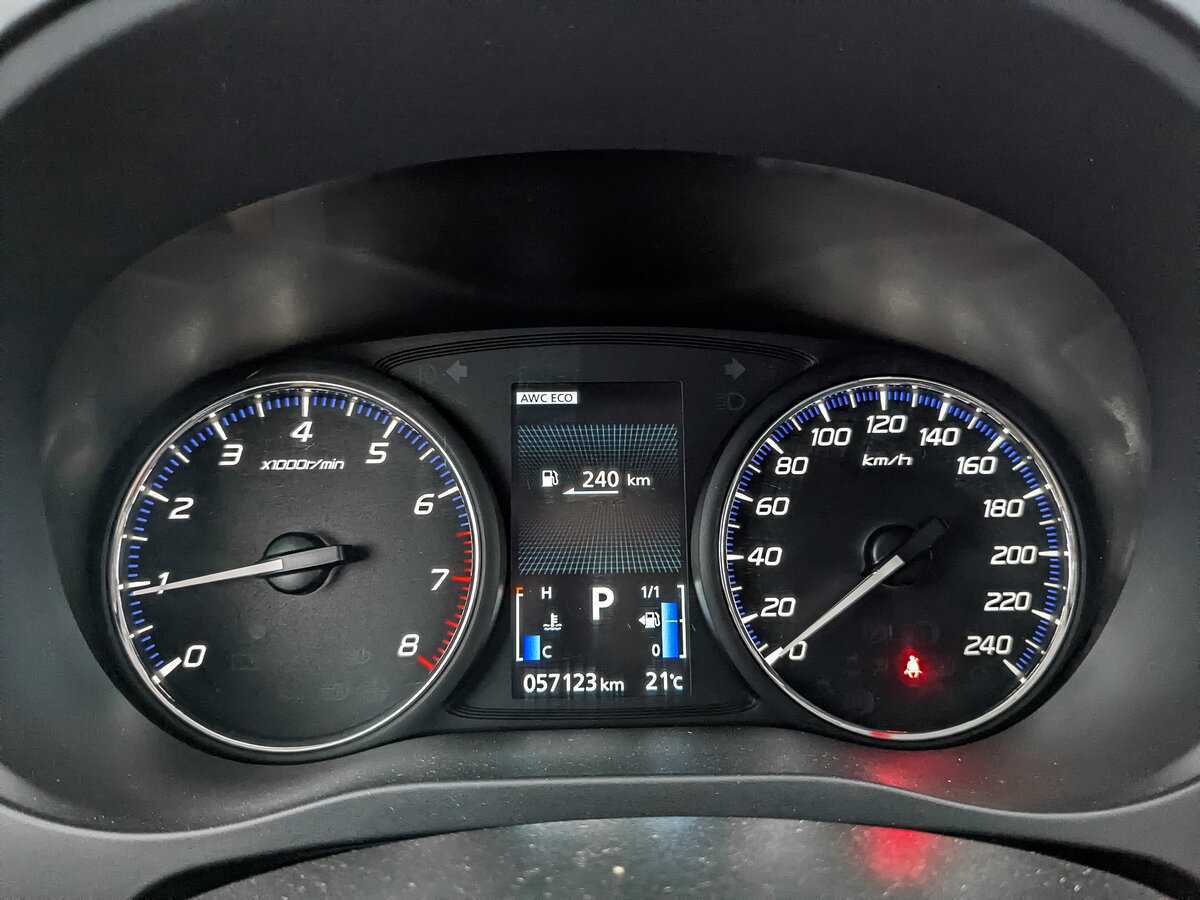 Mitsubishi Outlander 2022 года с пробегом. Фото: #11