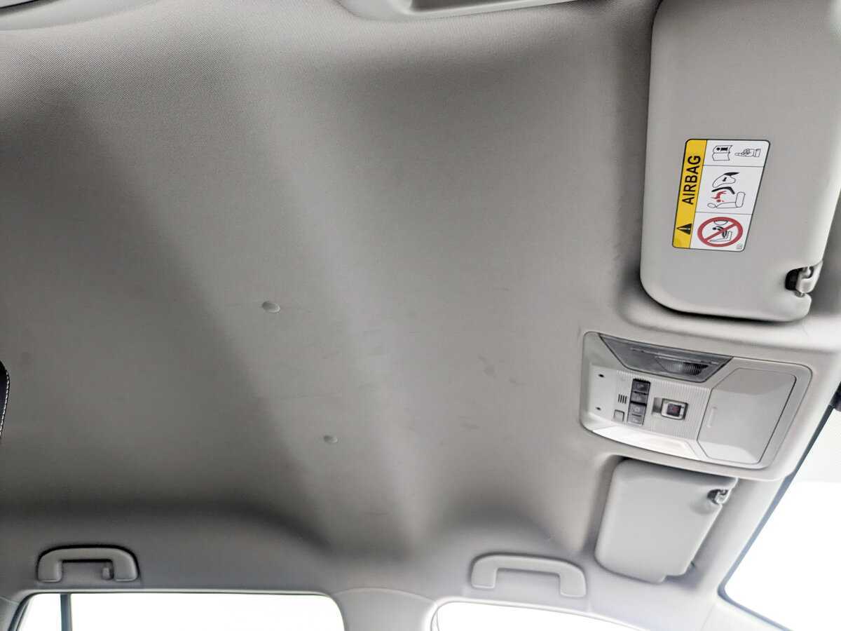 Toyota RAV4 2020 года с пробегом. Фото: #18