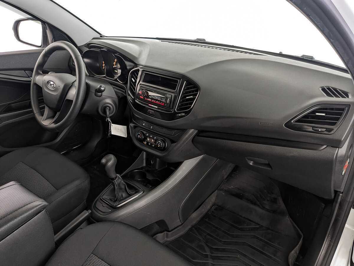 Б/У Лада (ВАЗ) Веста 2021 года. Фото: #8