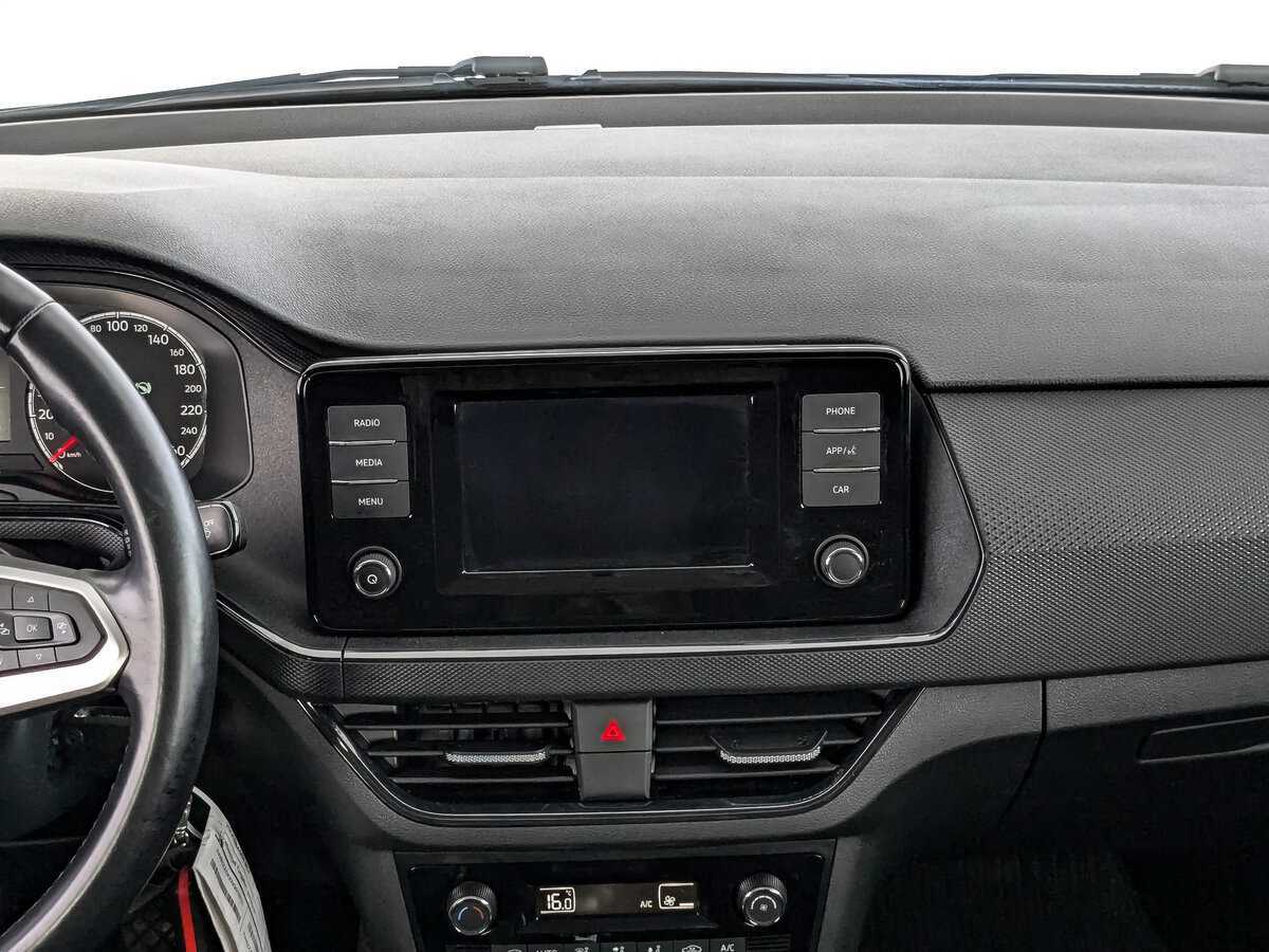 Б/У Фольксваген Поло 2021 года. Фото: #12