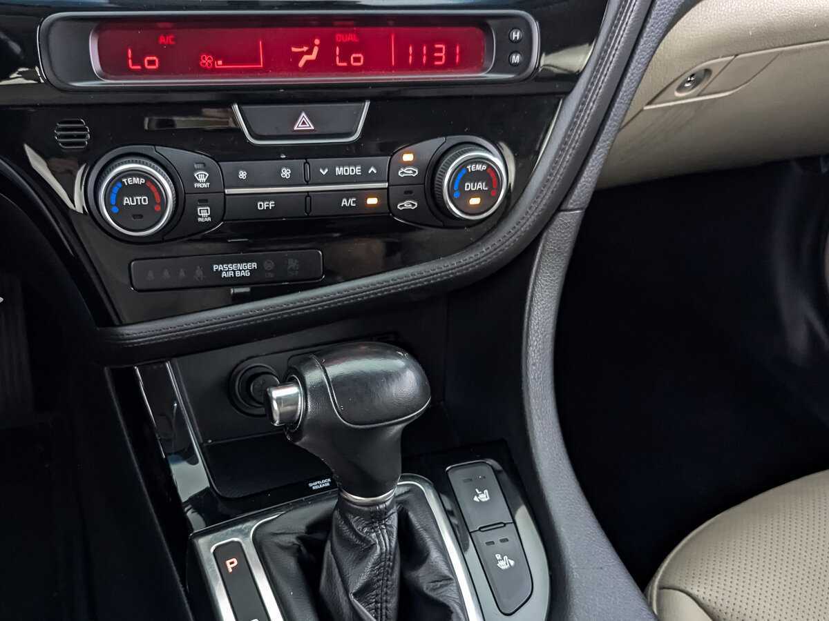 Б/У Киа Оптима 2015 года. Фото: #22