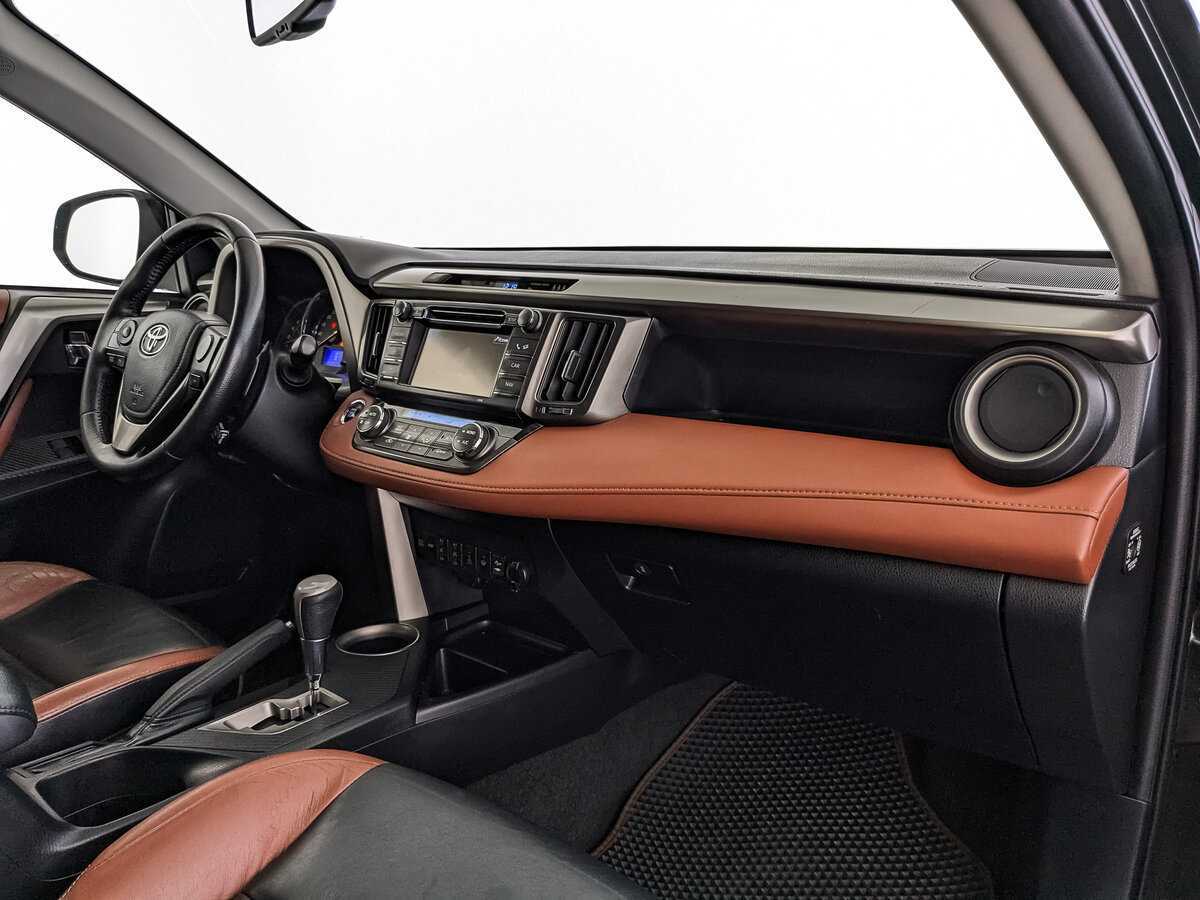 Б/У Тойота Рав4 2013 года. Фото: #8