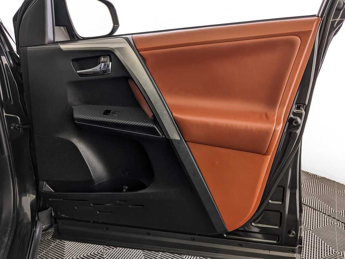 Б/У Тойота Рав4 2013 года. Фото: #20