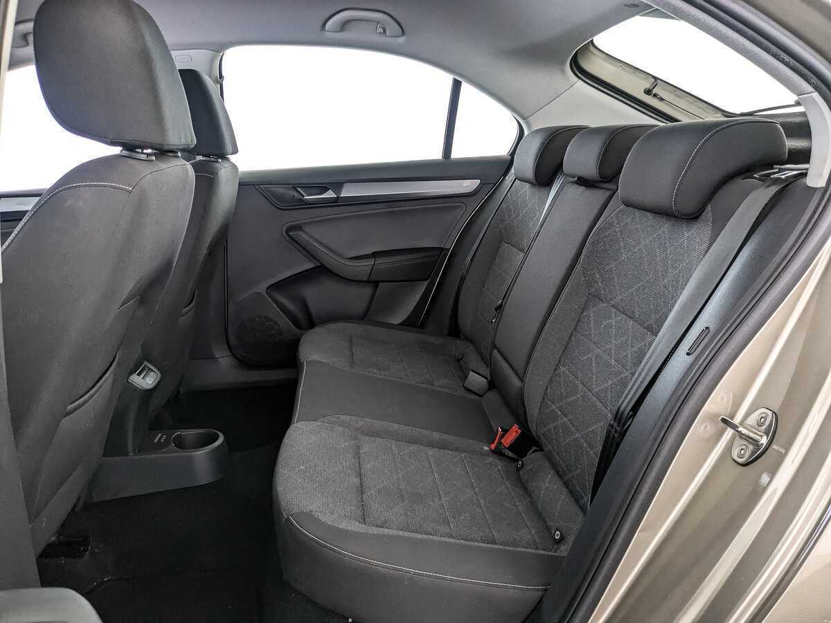 Б/У Фольксваген Поло 2020 года. Фото: #13