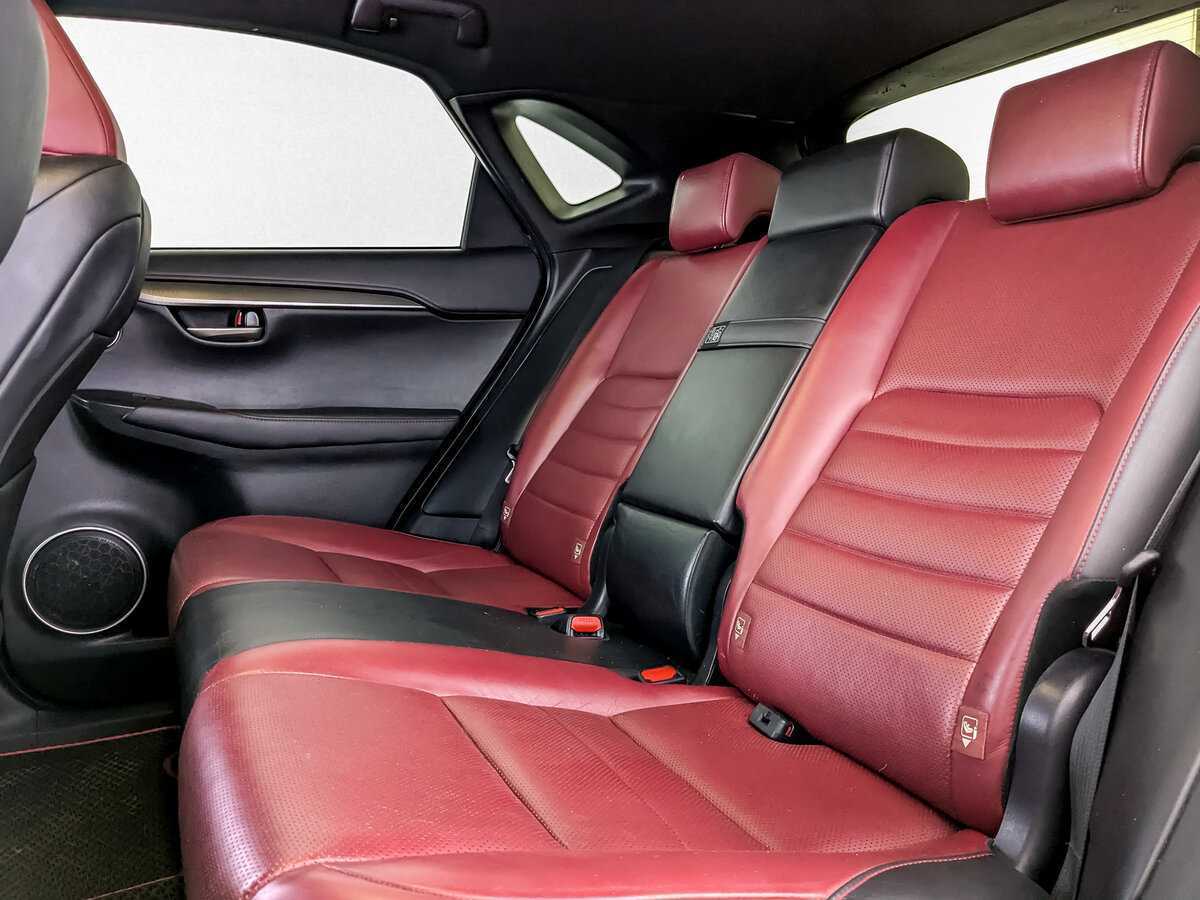 Lexus NX 2015 года с пробегом. Фото: #9