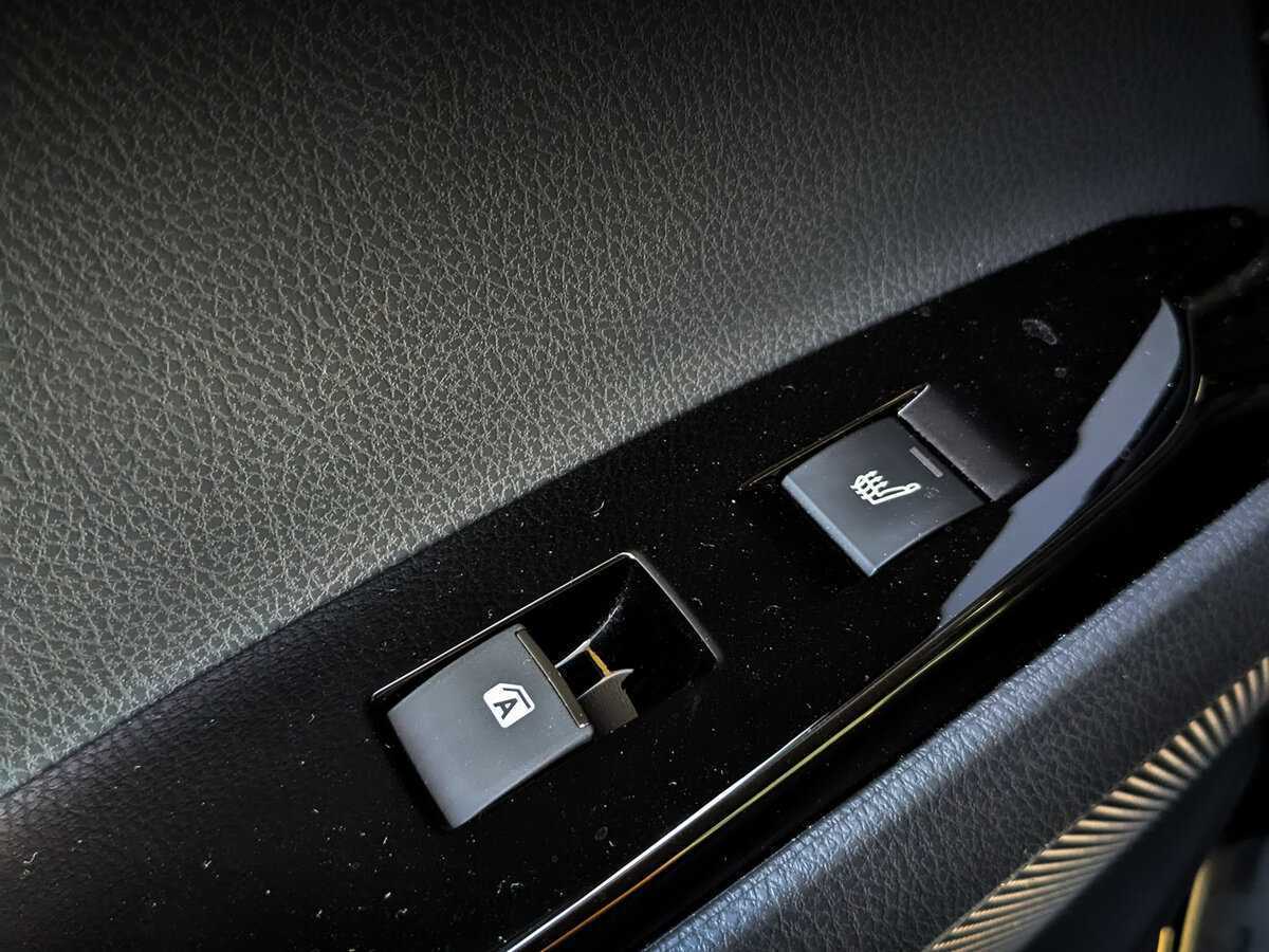 Б/У Мазда 3 2014 года. Фото: #22