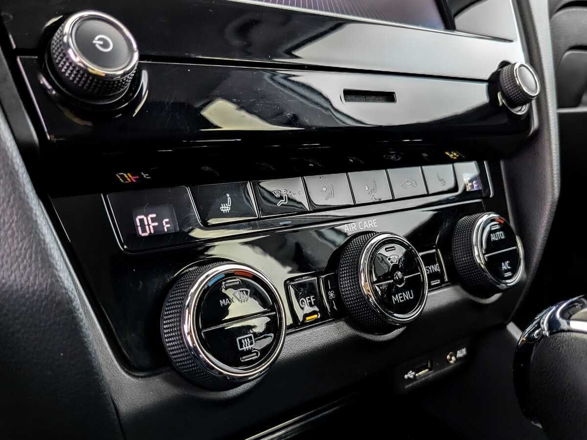 Б/У Шкода Октавия 2017 года. Фото: #20