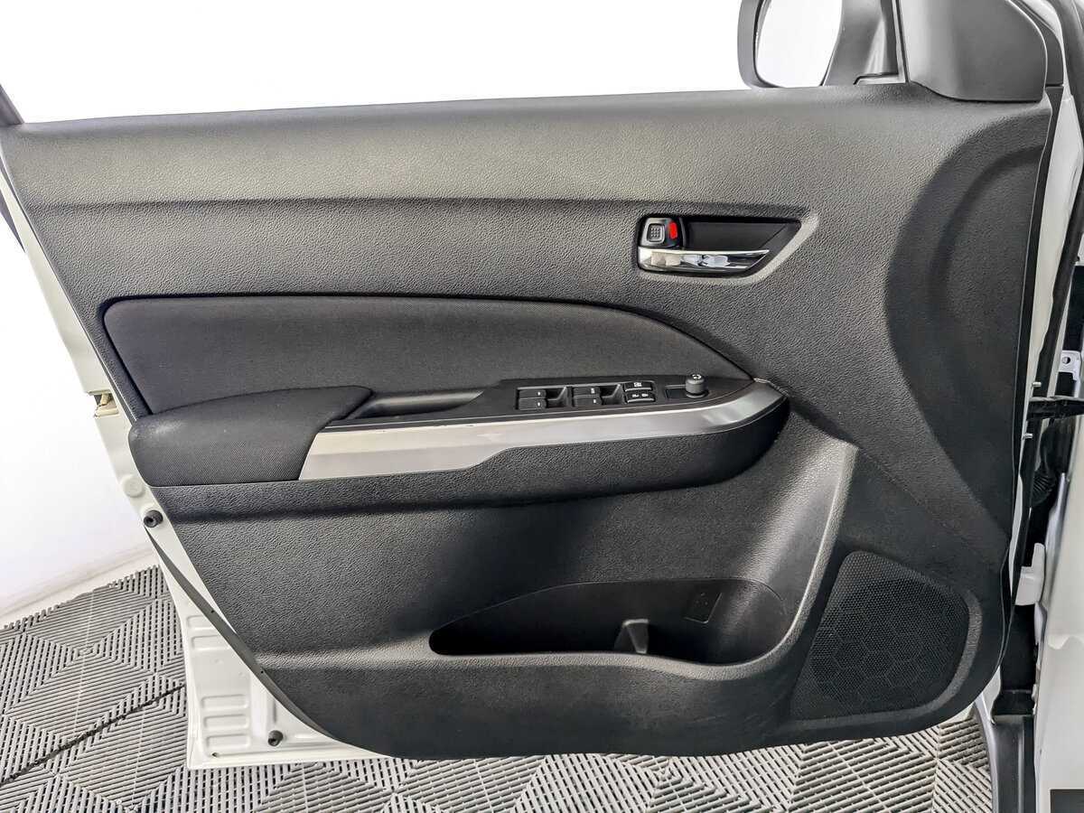 Б/У Сузуки Витара 2020 года. Фото: #14