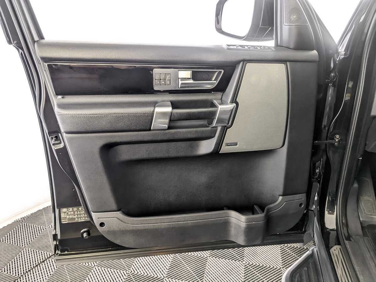 Land Rover Discovery 2014 года с пробегом. Фото: #14