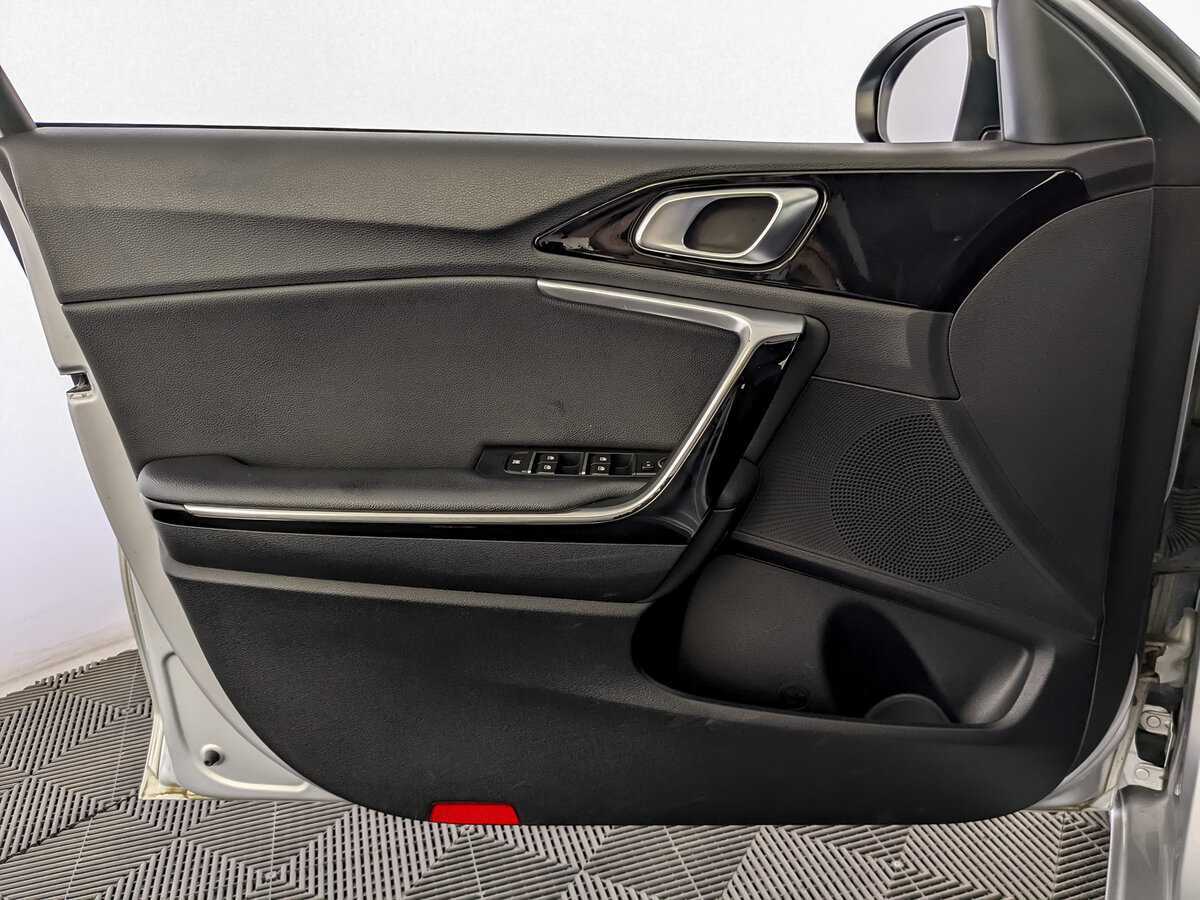 Б/У Киа Сид 2018 года. Фото: #14