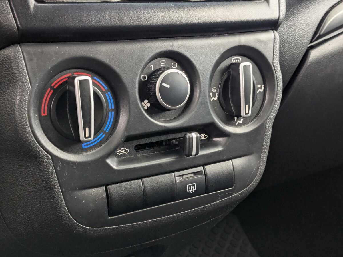 Б/У Лада (ВАЗ) Гранта 2021 года. Фото: #9