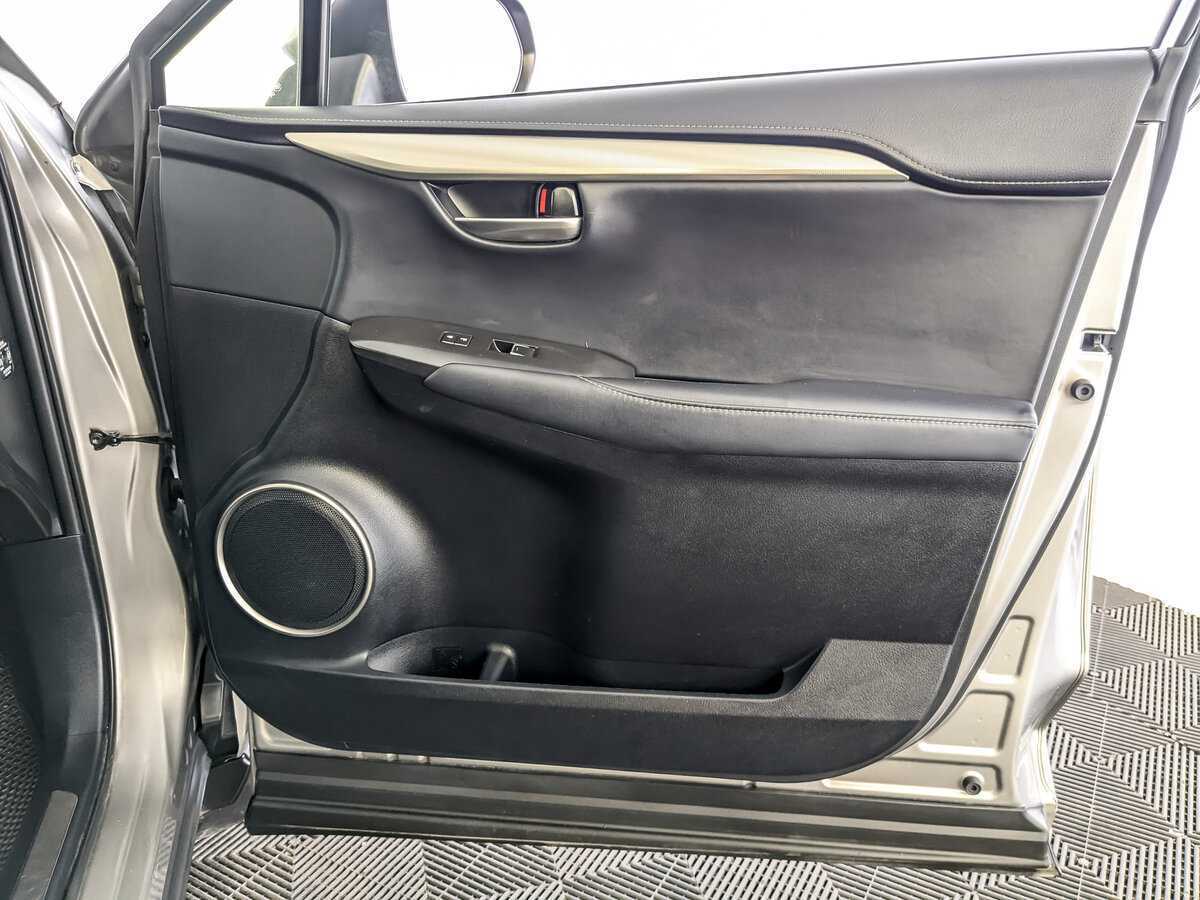 Lexus NX 2019 года с пробегом. Фото: #19