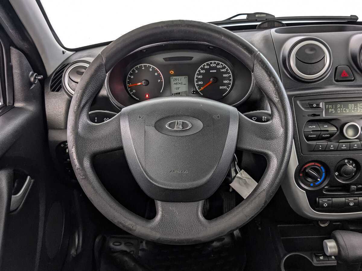 Б/У Лада (ВАЗ) Гранта 2017 года. Фото: #17