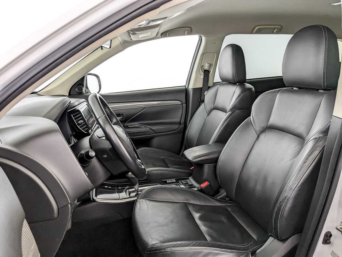 Mitsubishi Outlander 2019 года с пробегом. Фото: #15