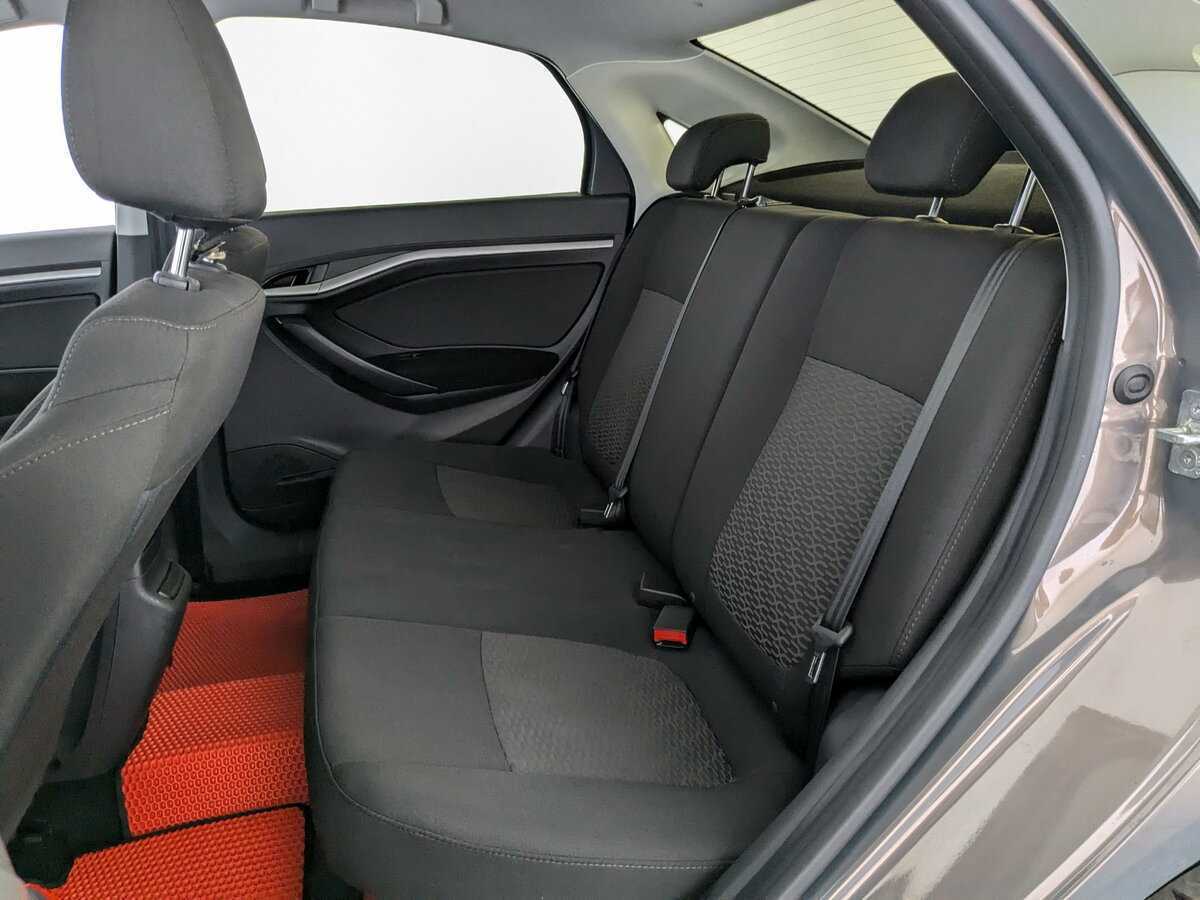 Б/У Лада (ВАЗ) Веста 2020 года. Фото: #8