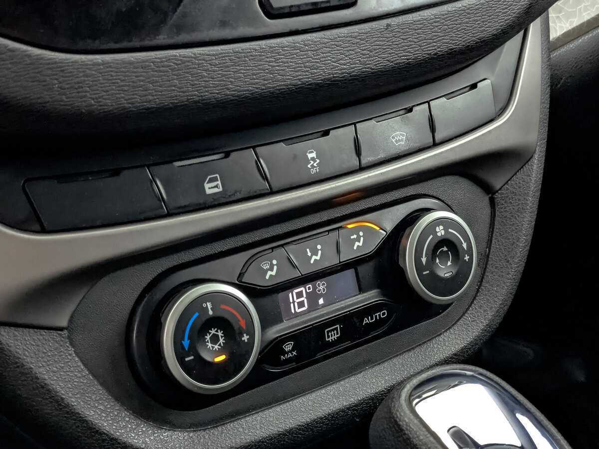 Б/У Лада (ВАЗ) Веста 2020 года. Фото: #16