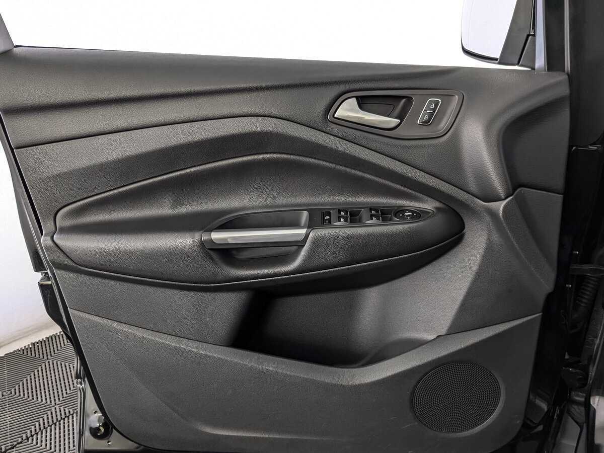 Б/У Форд Куга 2014 года. Фото: #13