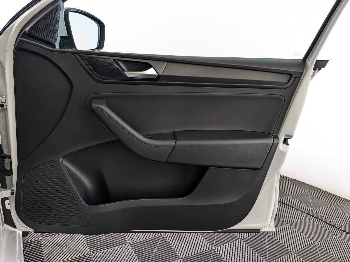 Б/У Фольксваген Поло 2020 года. Фото: #20