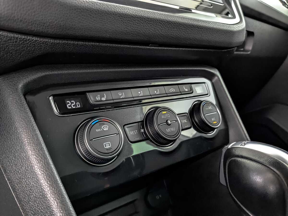 Volkswagen Tiguan 2018 года с пробегом. Фото: #21